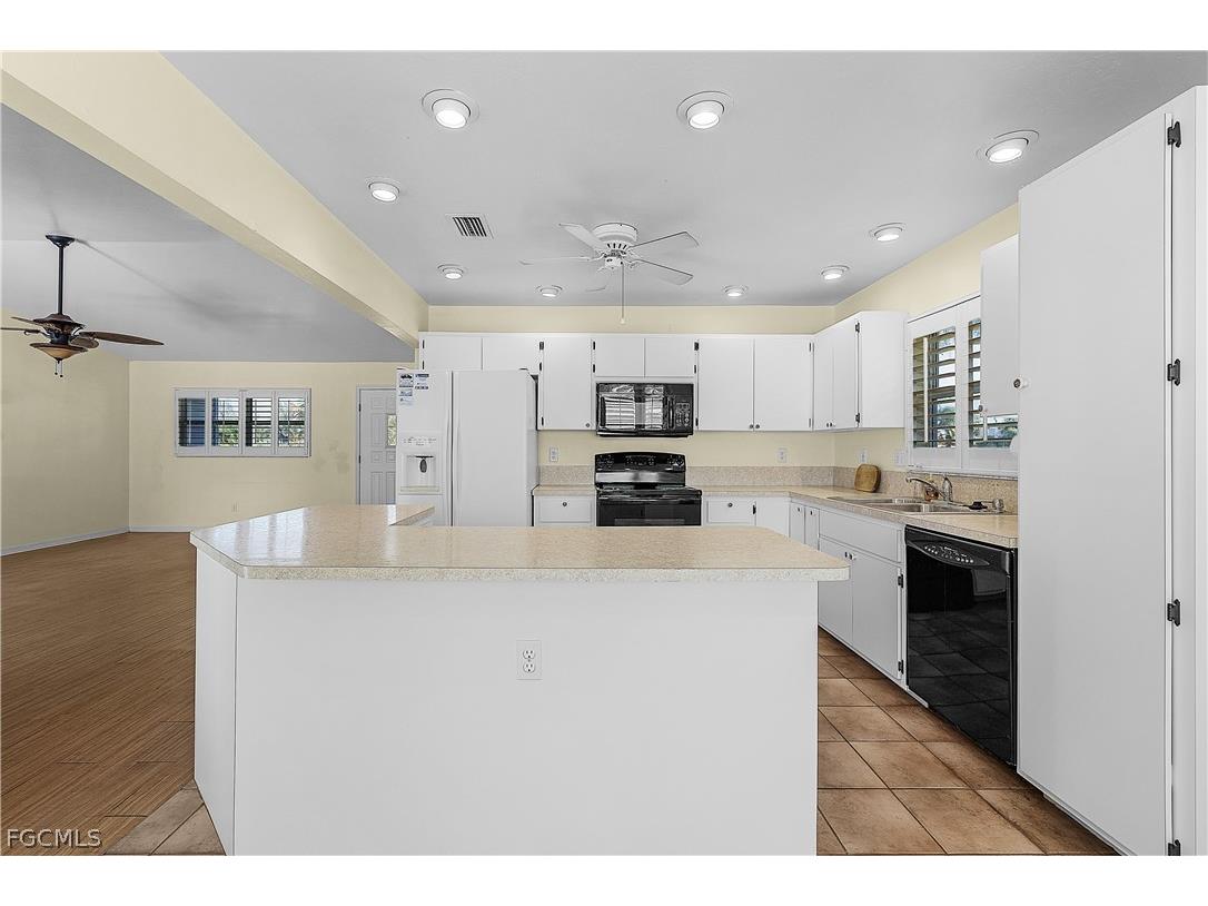 7947 Gabion Court Bokeelia FL 33922 2026006576 image22