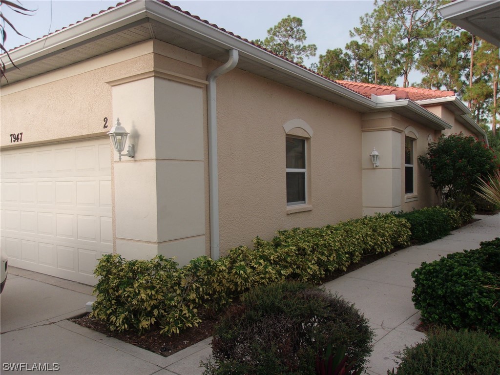 7947 Haven Drive #14-2 Naples FL 34104 224017946 image1