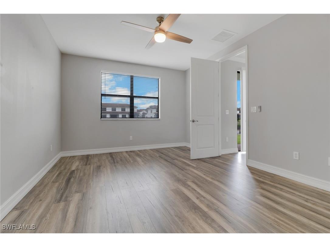 7948 Bristol Circle Naples FL 34120 225071954 image14