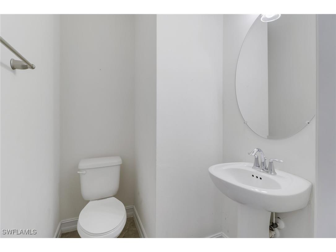 7948 Bristol Circle Naples FL 34120 225071954 image17