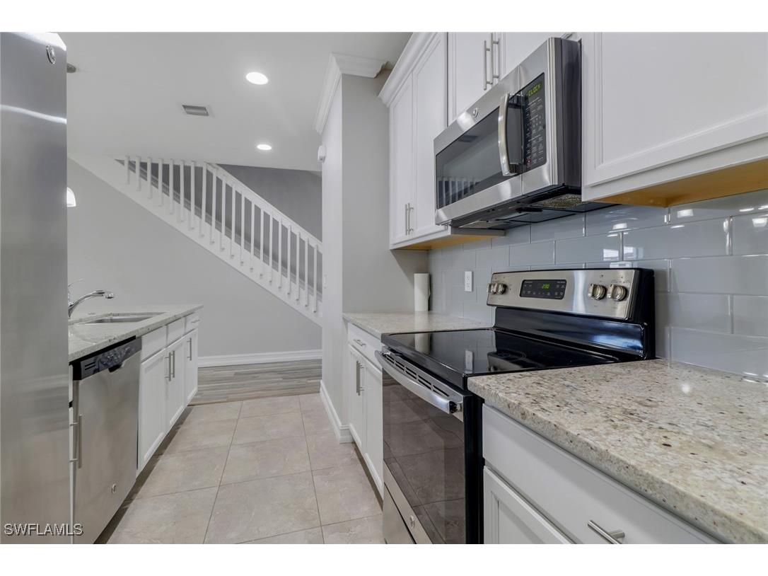 7948 Bristol Circle Naples FL 34120 225071954 image6