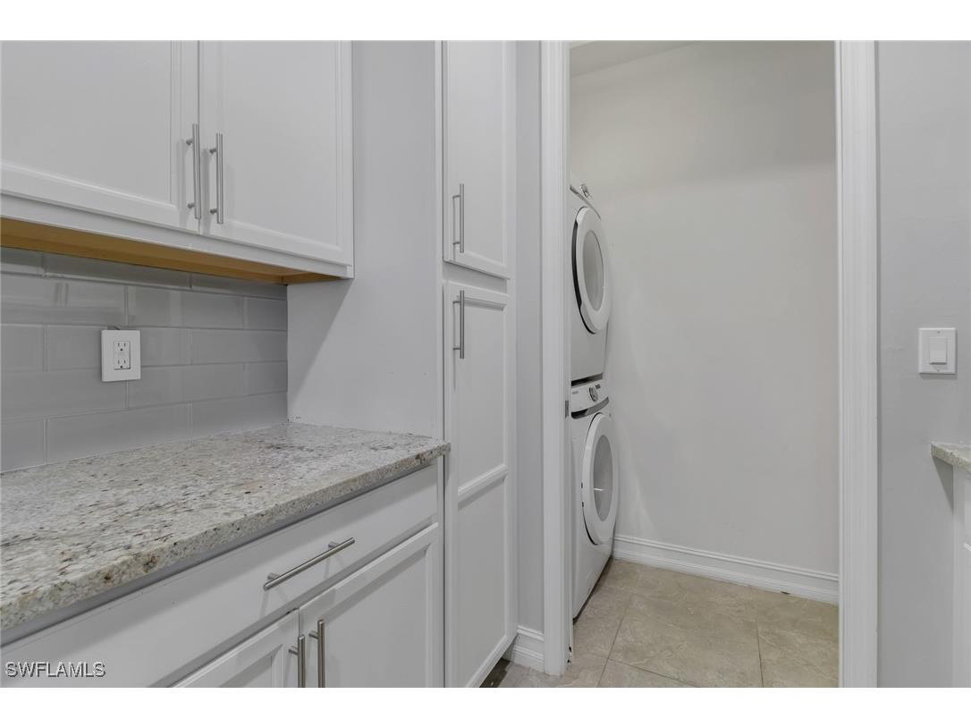 7948 Bristol Circle Naples FL 34120 225071954 image7