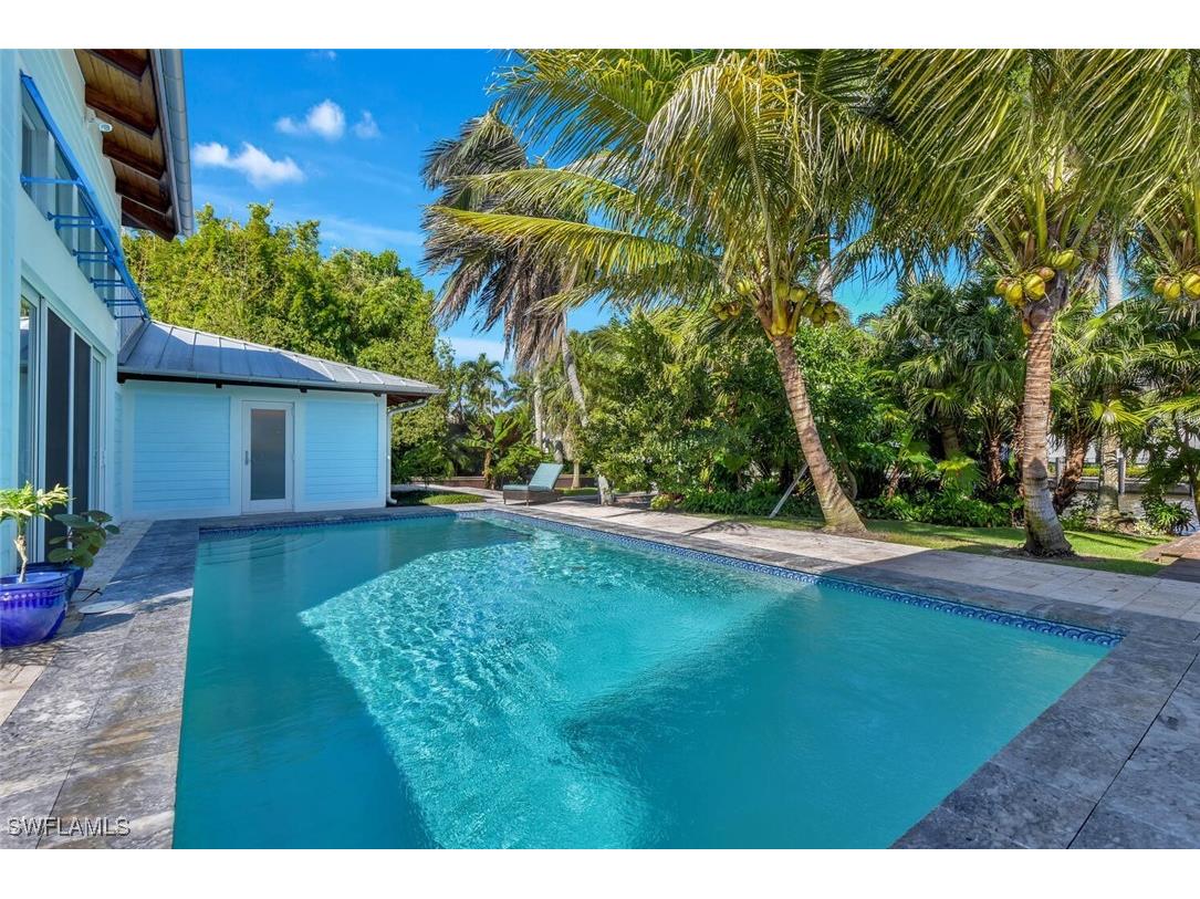 795 18th Avenue S Naples FL 34102 225073603 image38