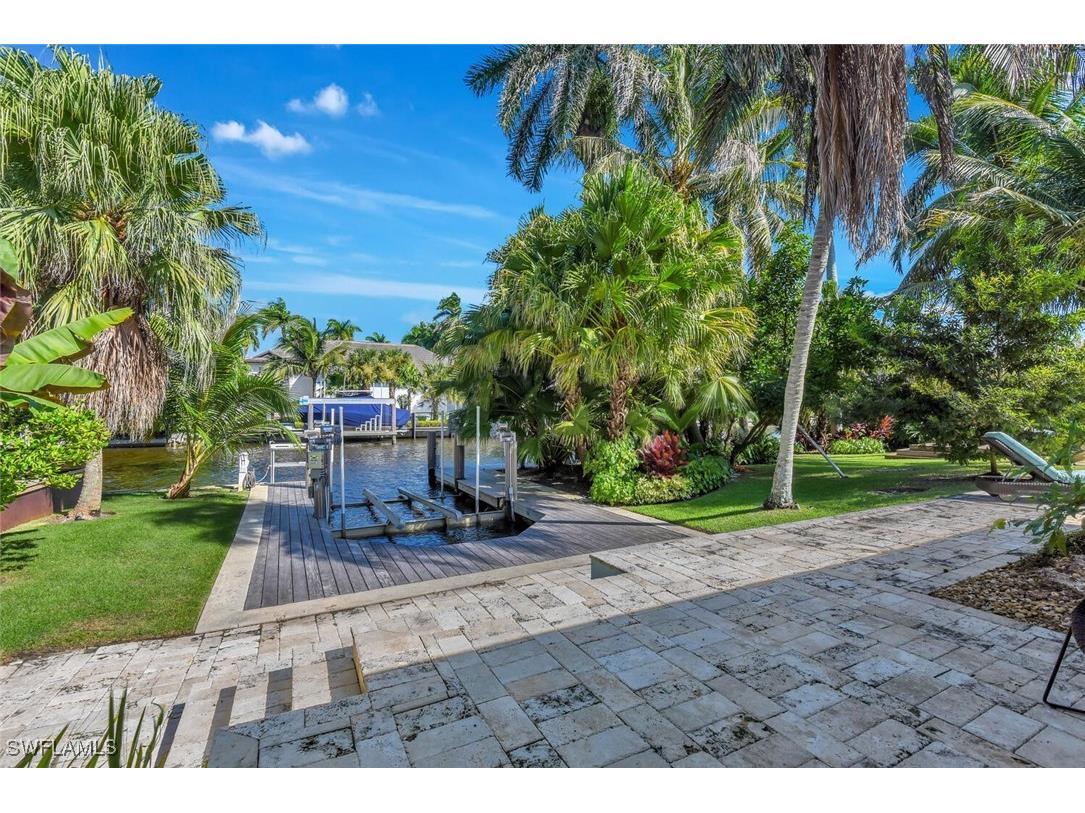 795 18th Avenue S Naples FL 34102 225073603 image43