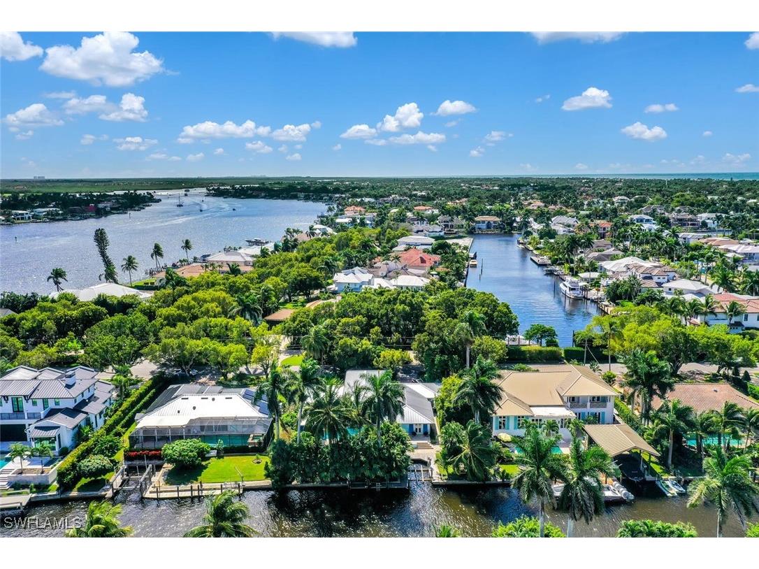 795 18th Avenue S Naples FL 34102 225073603 image47