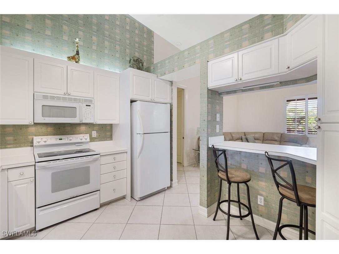 795 Bentwater Circle #202 Naples FL 34108 225076518 image16