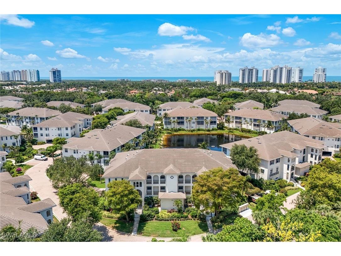 795 Bentwater Circle #202 Naples FL 34108 225076518 image38