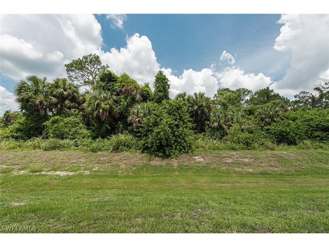 795 Collier Boulevard Naples FL 34119 222047879 image1