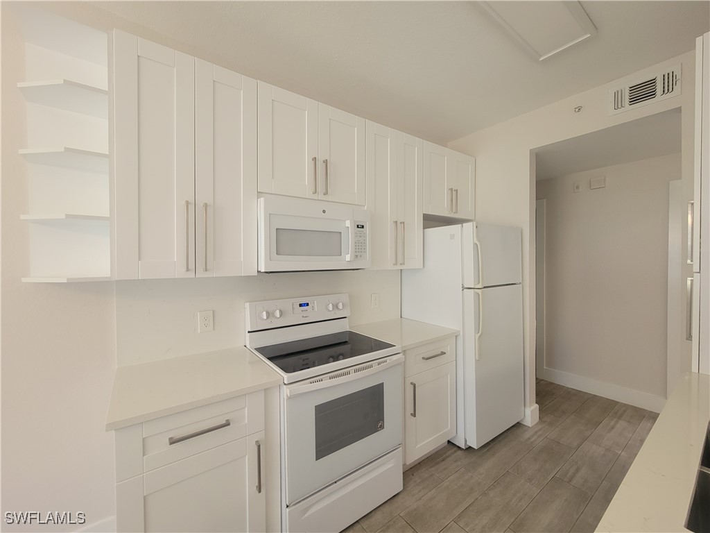 7950 Preserve Circle #813 Naples FL 34119 225082010 image1