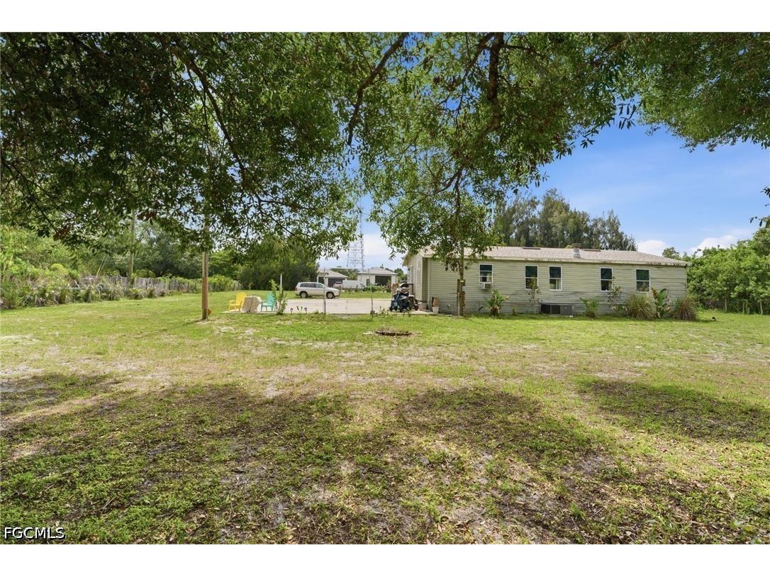 7962 Bartholomew Drive North Fort Myers FL 33917 2026026034 image20
