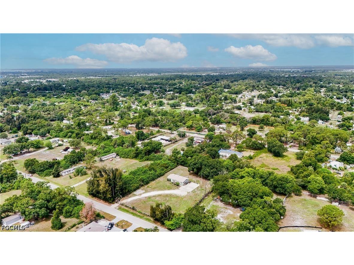 7962 Bartholomew Drive North Fort Myers FL 33917 2026026034 image28