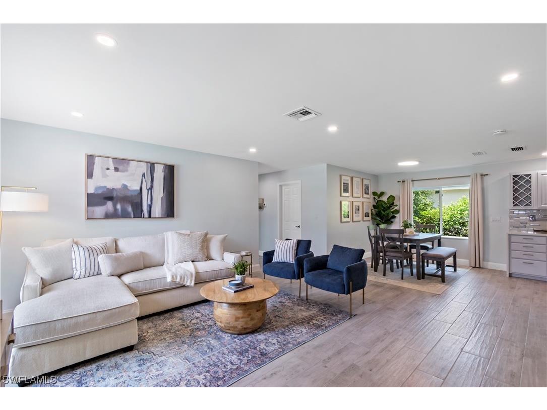 797 95th Avenue N Naples FL 34108 223050317 image1