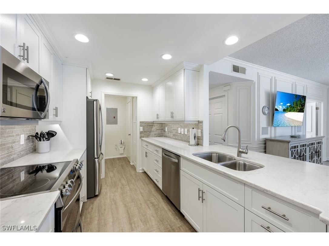 797 Willowbrook Drive #203 Naples FL 34108 226004132 image7