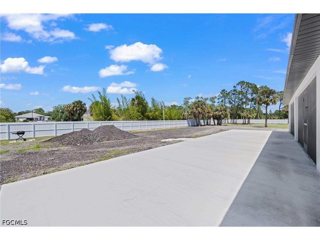 7978 23rd Place Labelle FL 33935 2026018275 image26