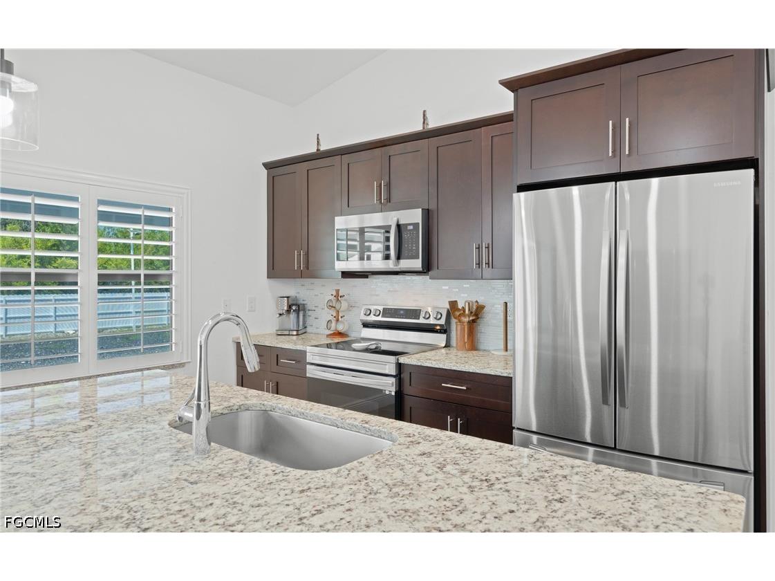 7978 23rd Place Labelle FL 33935 2026018275 image8