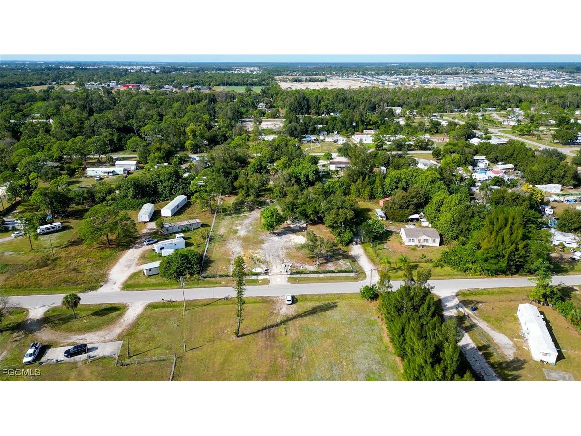 7978 Marx Drive North Fort Myers FL 33917 2025024439 image7