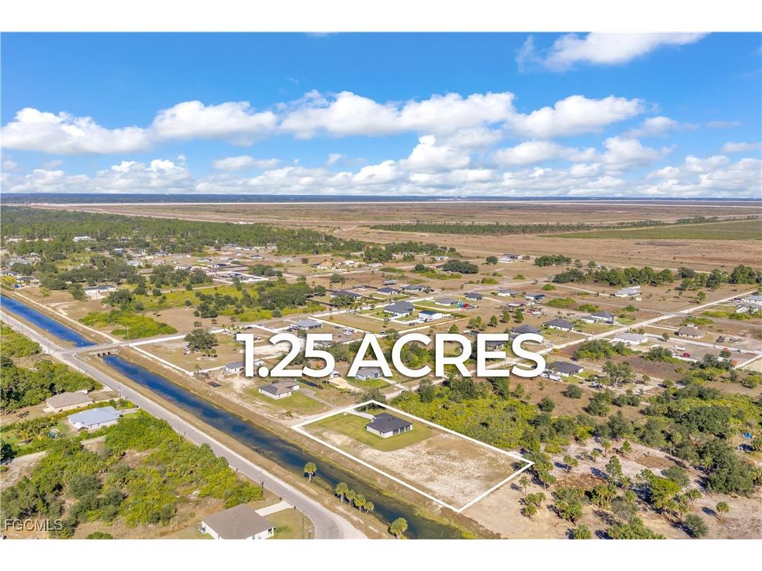 7979 16th Place Labelle FL 33935 2026003873 image2