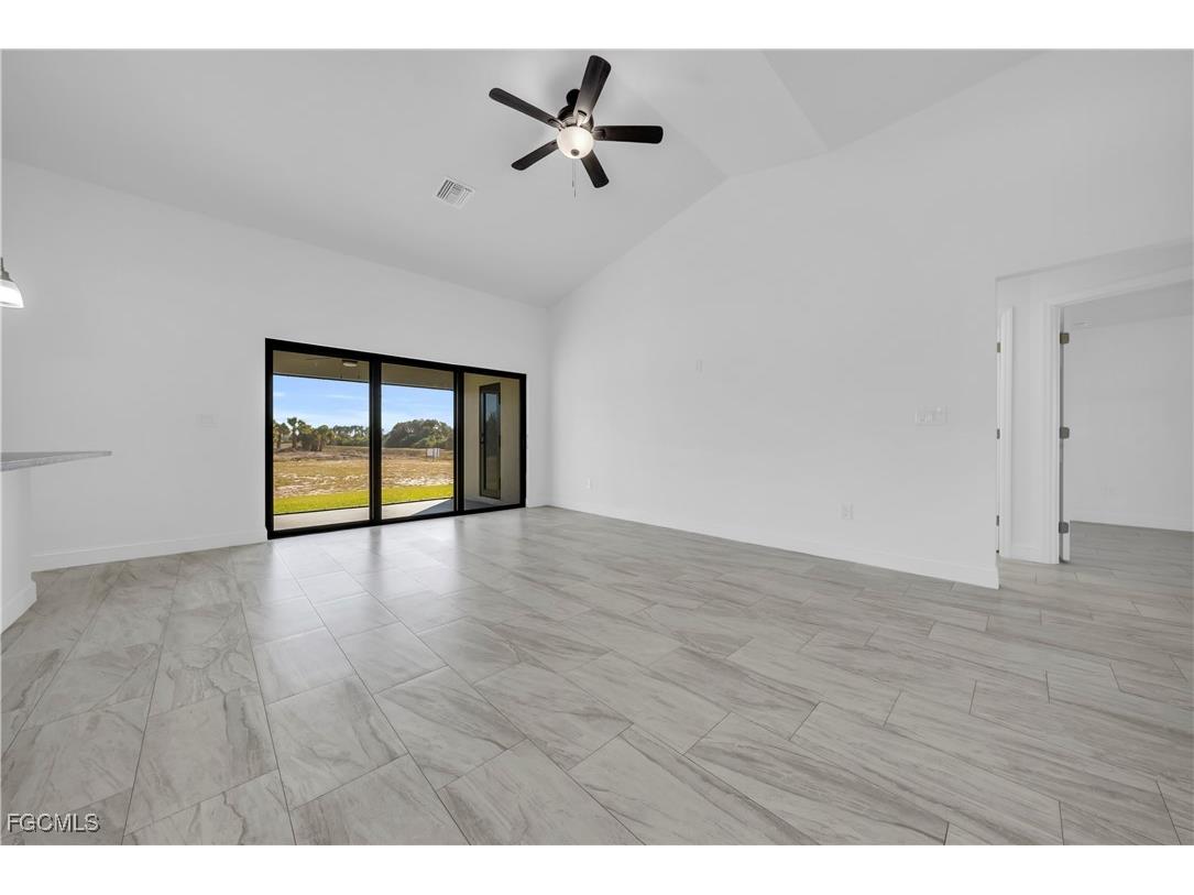 7979 16th Place Labelle FL 33935 2026003873 image5