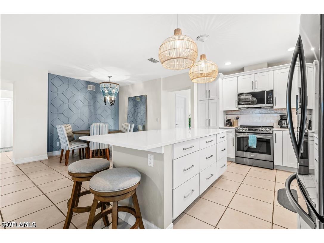 798 107th Avenue N Naples FL 34108 226013750 image4