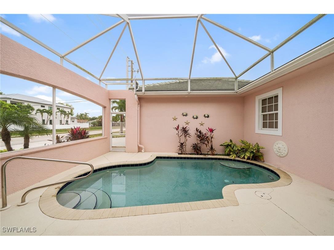 798 97th Avenue N Naples FL 34108 225076273 image35