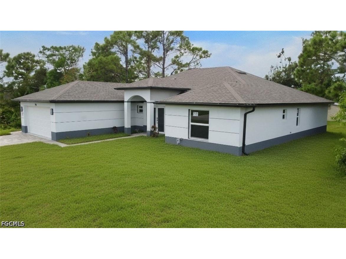798 Bell Boulevard S Lehigh Acres FL 33974 2026016801 image2