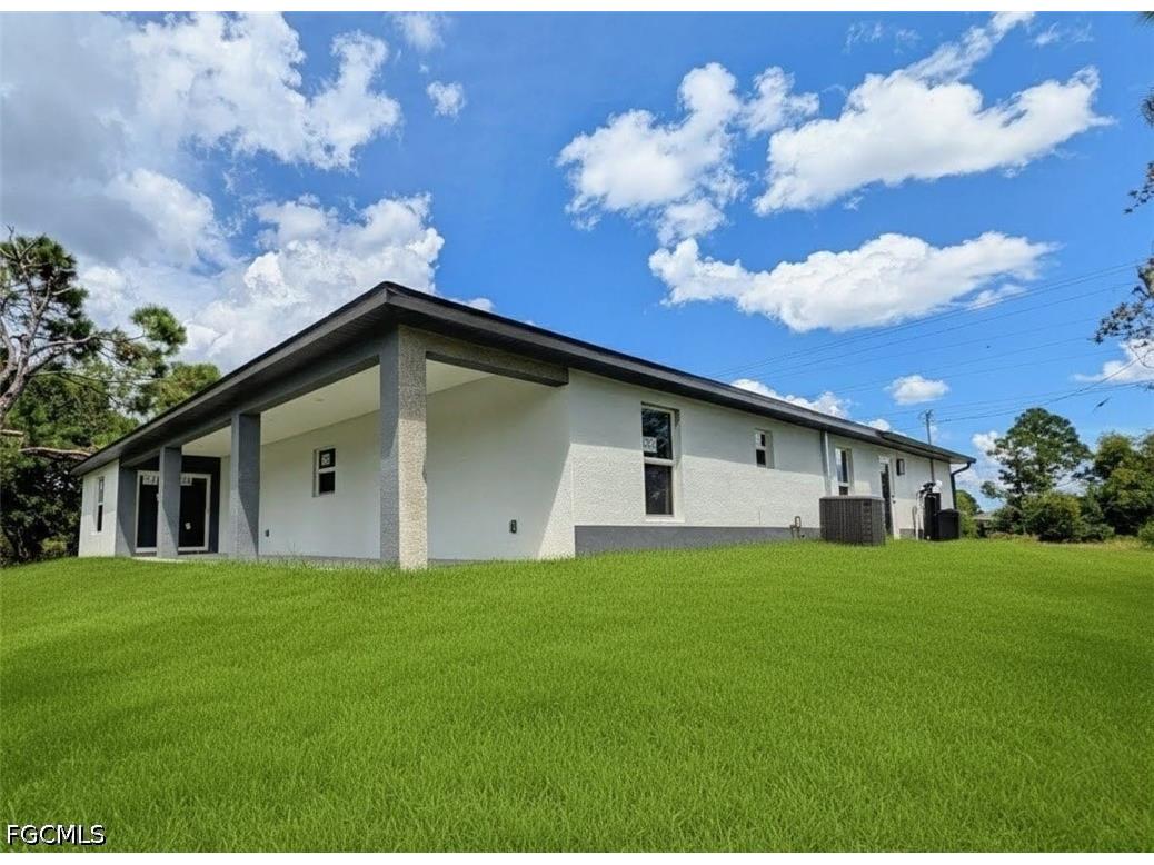 798 Bell Boulevard S Lehigh Acres FL 33974 2026016801 image5