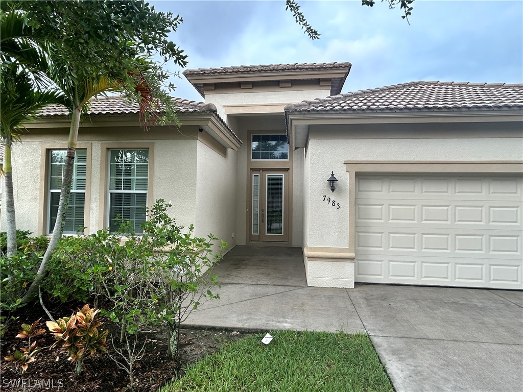 7983 Princeton Drive Naples FL 34104 224050930 image1
