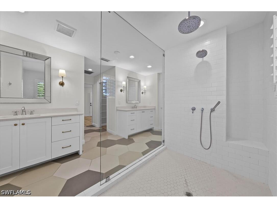 7985 Beaumont Court Naples FL 34109 226019707 image17