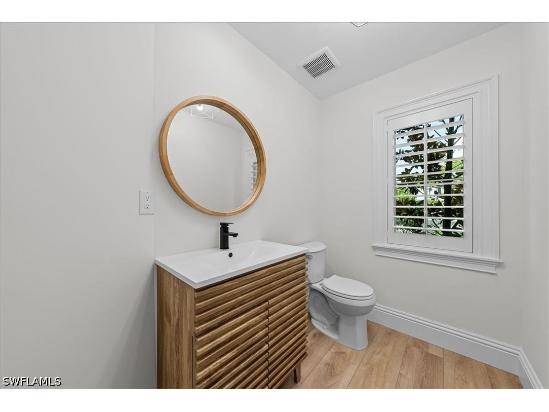 7985 Beaumont Court Naples FL 34109 226019707 image30
