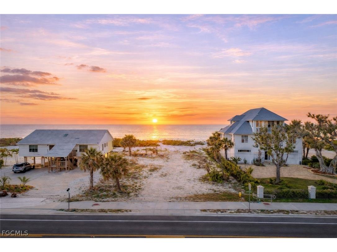 7986 Estero Boulevard Fort Myers Beach FL 33931 2026007581 image1