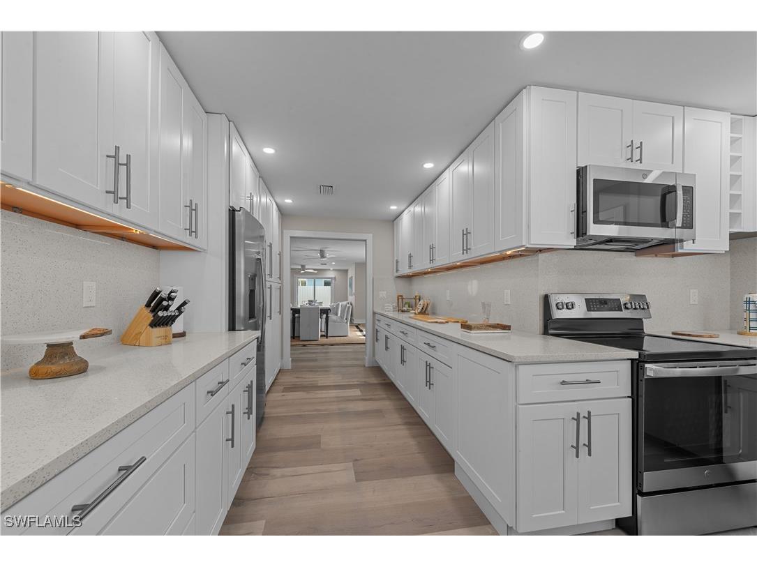 7987 Estero Boulevard Fort Myers Beach FL 33931 225075994 image10