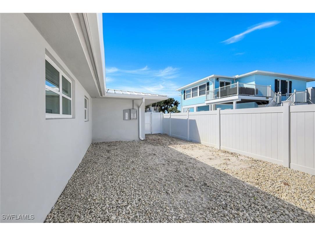 7987 Estero Boulevard Fort Myers Beach FL 33931 225075994 image23