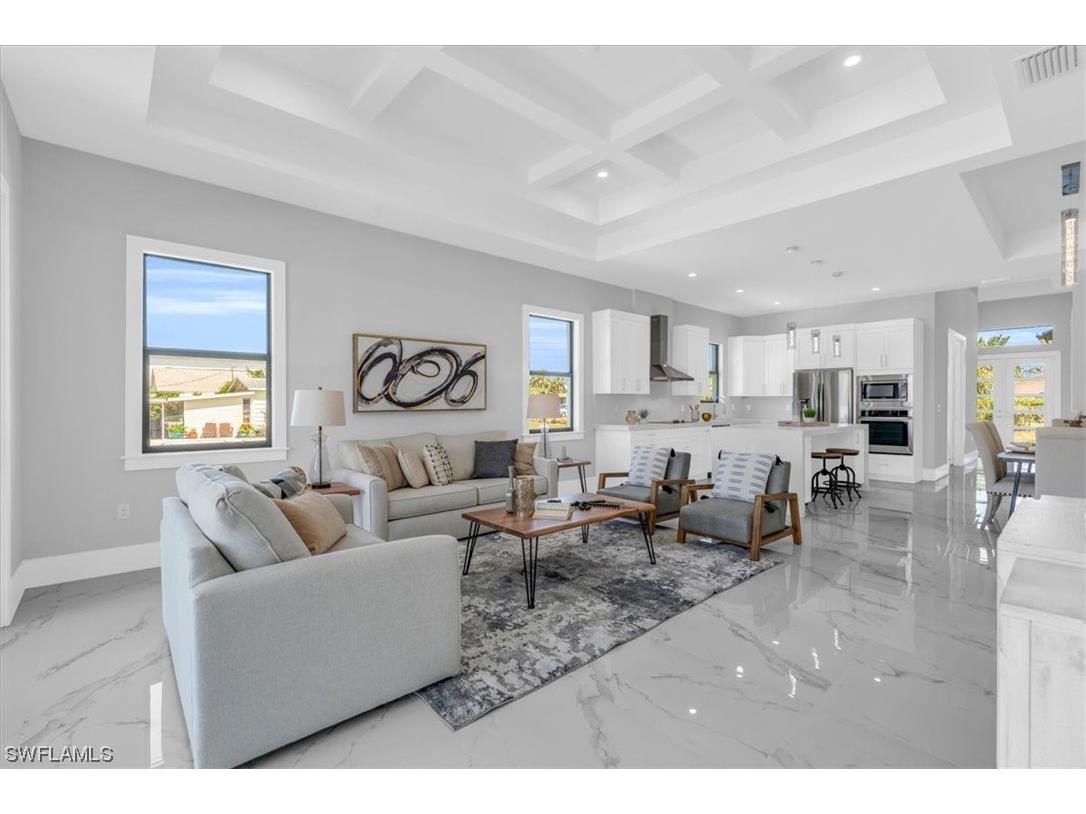 799 108th Avenue N Naples FL 34108 223036083 image1