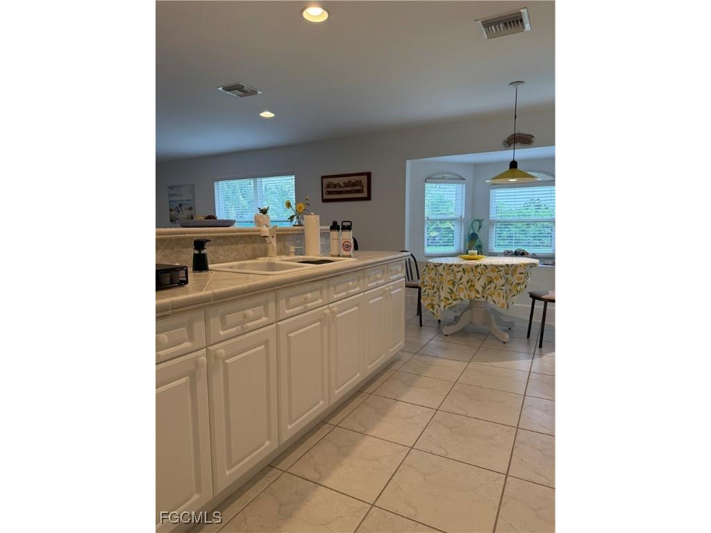 799 94th Avenue N Naples FL 34108 2025015019 image11