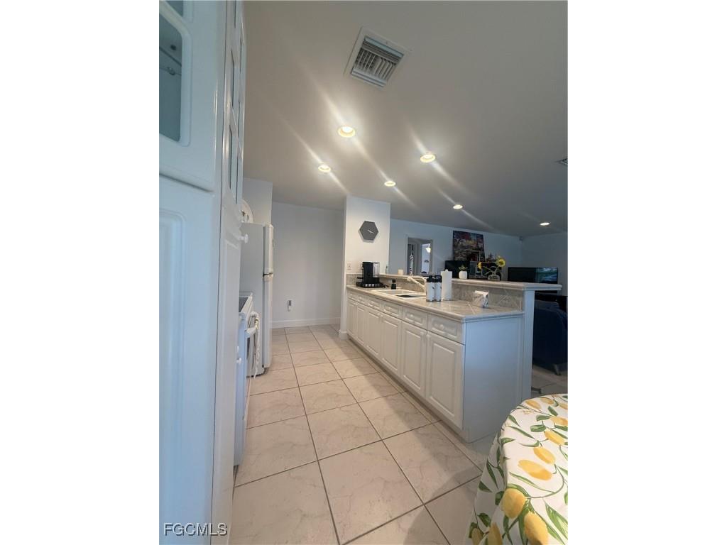 799 94th Avenue N Naples FL 34108 2025015019 image39