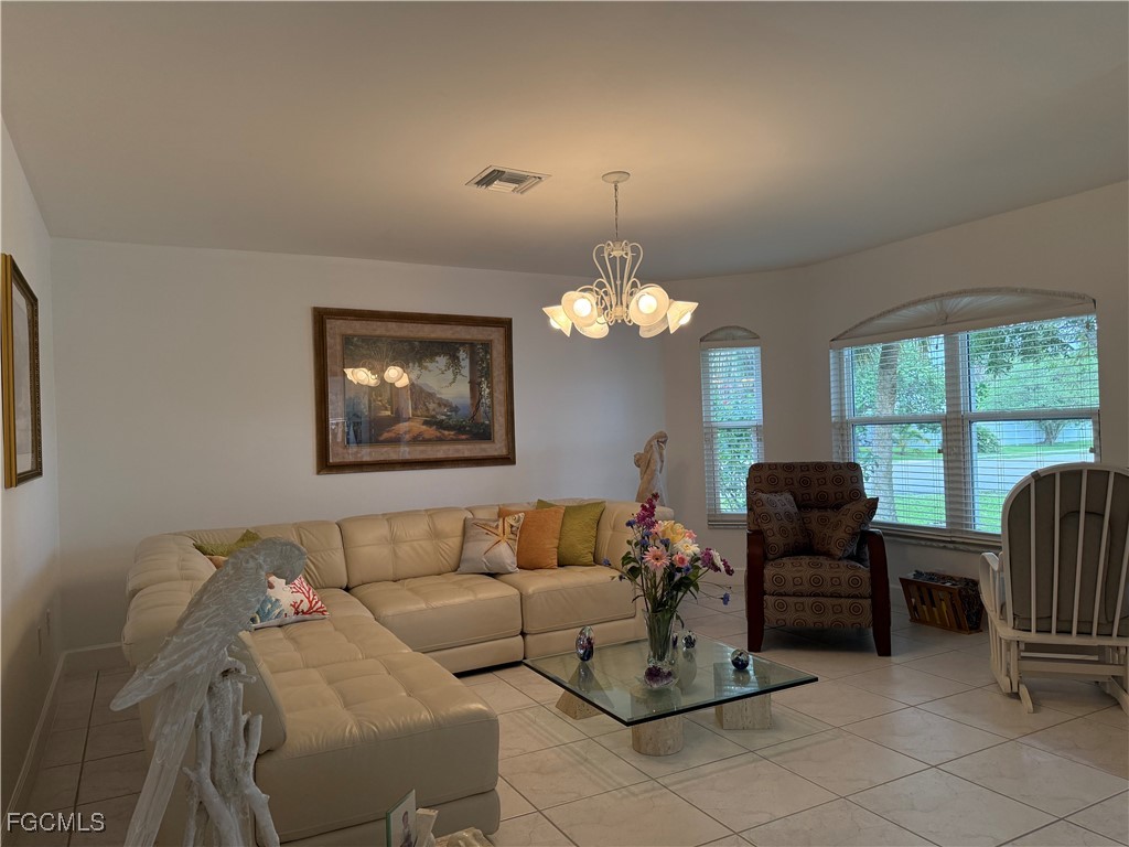 799 94th Avenue N Naples FL 34108 2025015019 image5