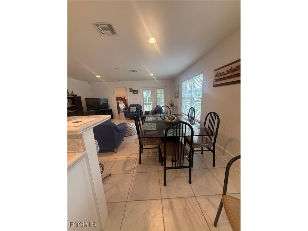 799 94th Avenue N Naples FL 34108 2025015019 image8