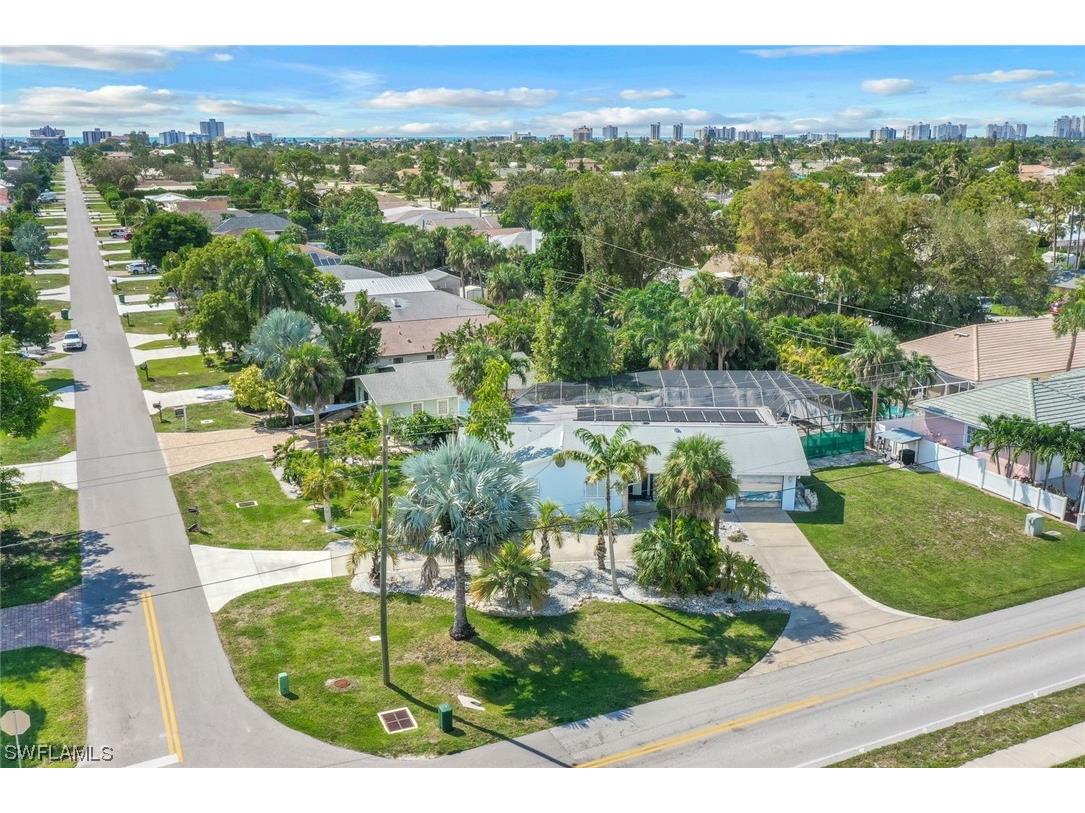 799 96th Avenue N Naples FL 34108 223067162 image1