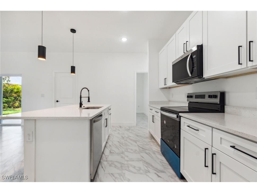 8 Cleat Court Placida FL 33946 225037702 image11