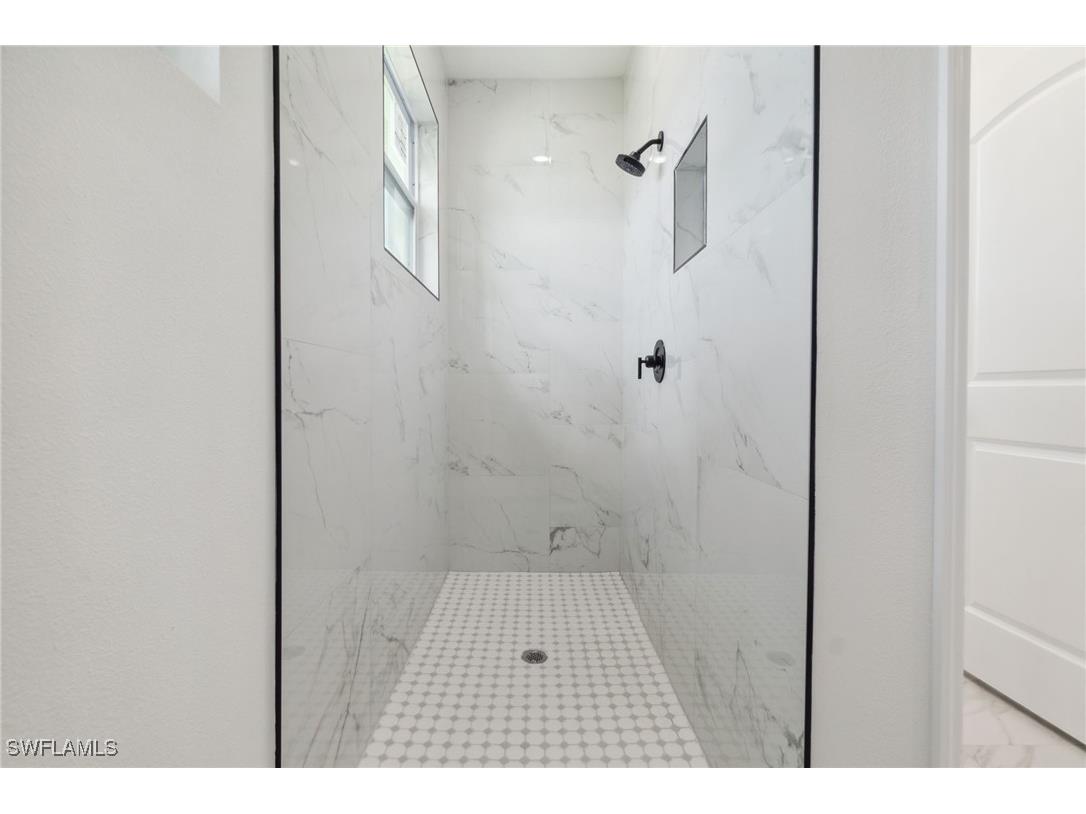 8 Cleat Court Placida FL 33946 225037702 image17