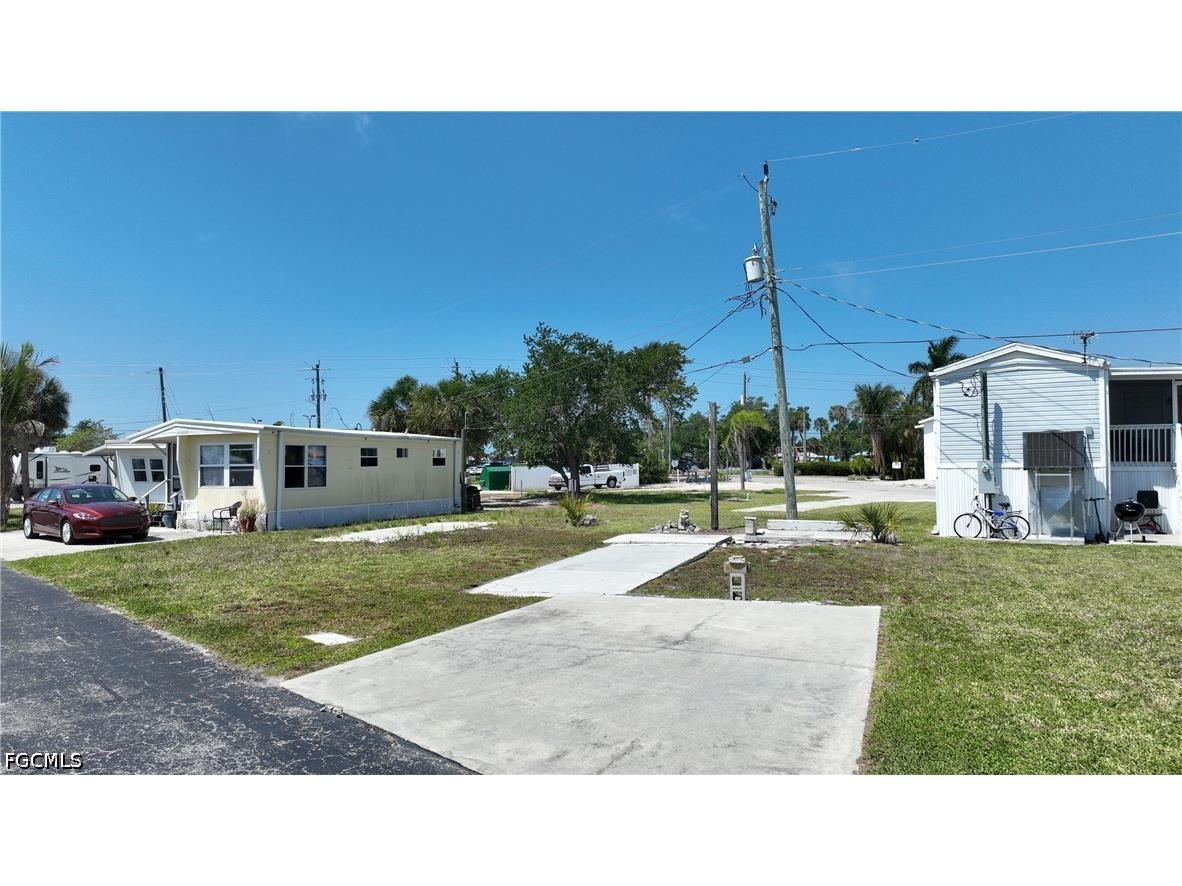 8 Helen Lane Fort Myers Beach FL 33931 2026018474 image25