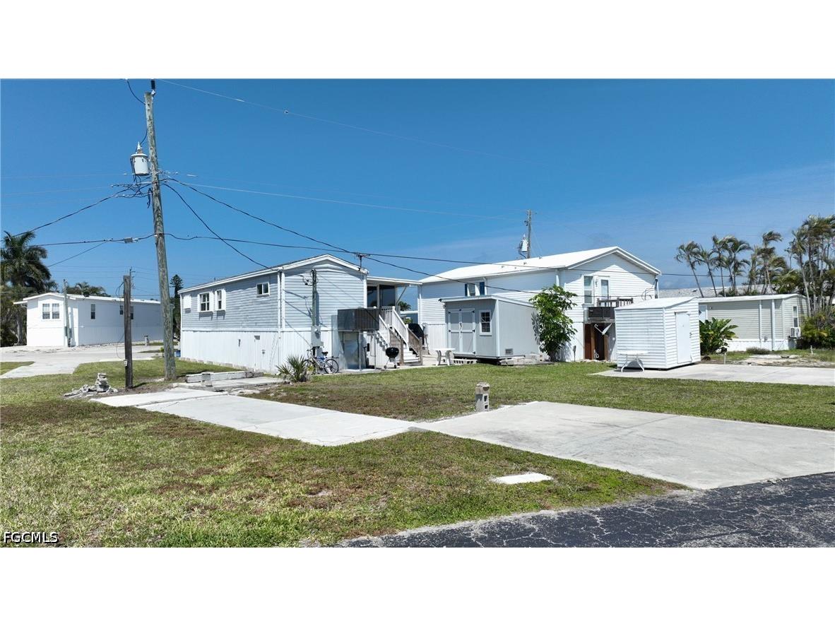 8 Helen Lane Fort Myers Beach FL 33931 2026018474 image26