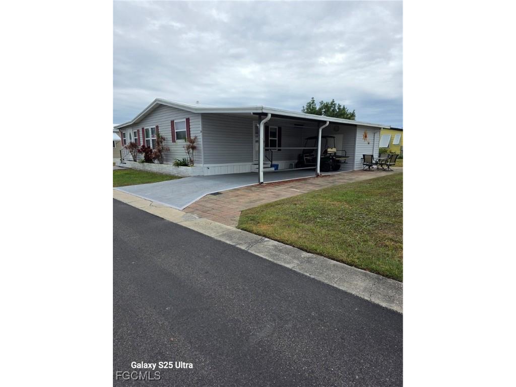 8 Kelp Street Alva FL 33920 2025023931 image1