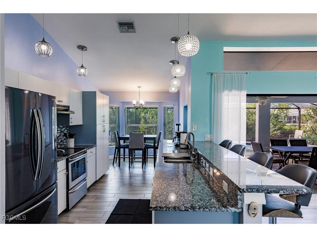 8 NE 8th Place Cape Coral FL 33909 2025009820 image21