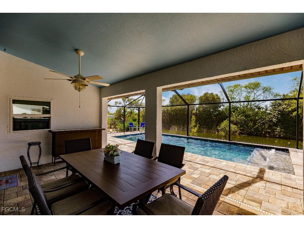 8 NE 8th Place Cape Coral FL 33909 2025009820 image4