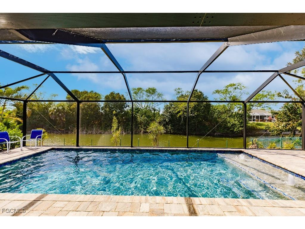 8 NE 8th Place Cape Coral FL 33909 2025009820 image5