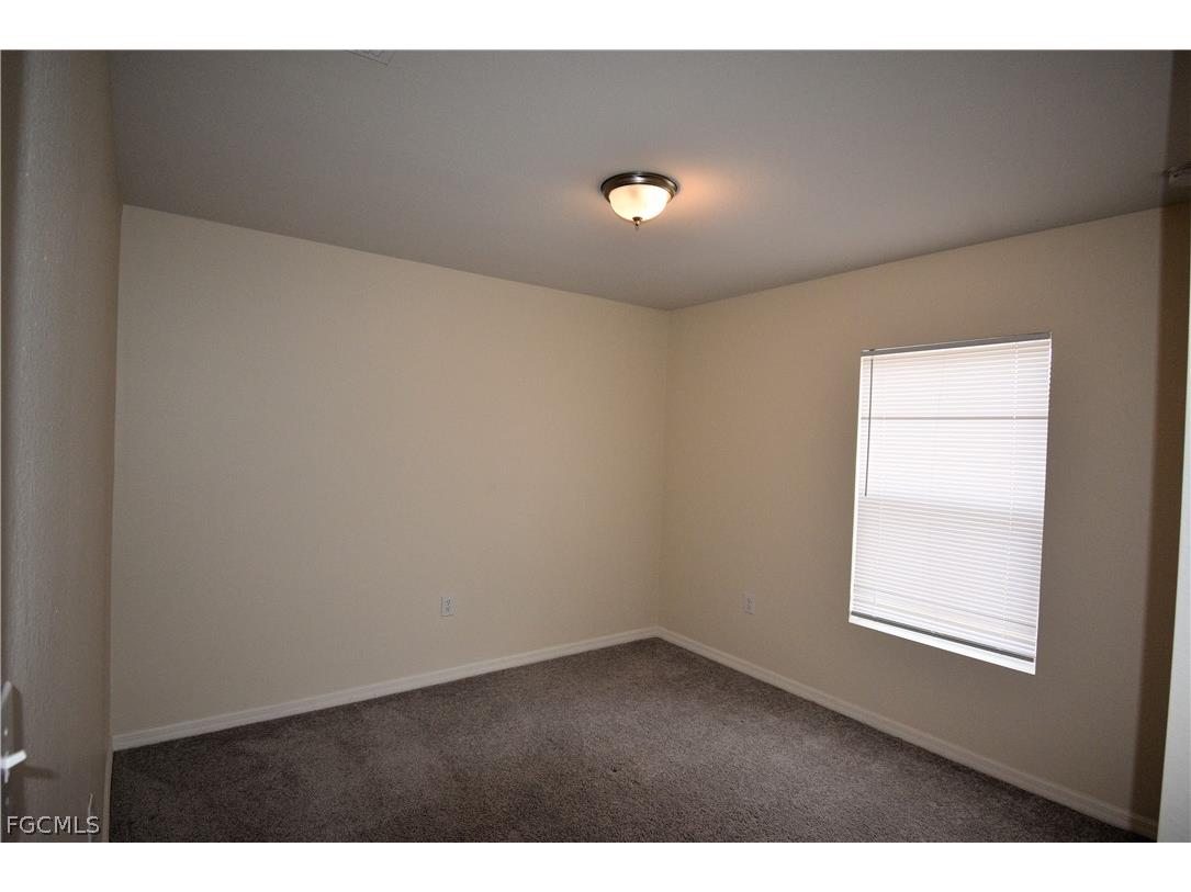 8 NW 8th Terrace Cape Coral FL 33993 2026011224 image17