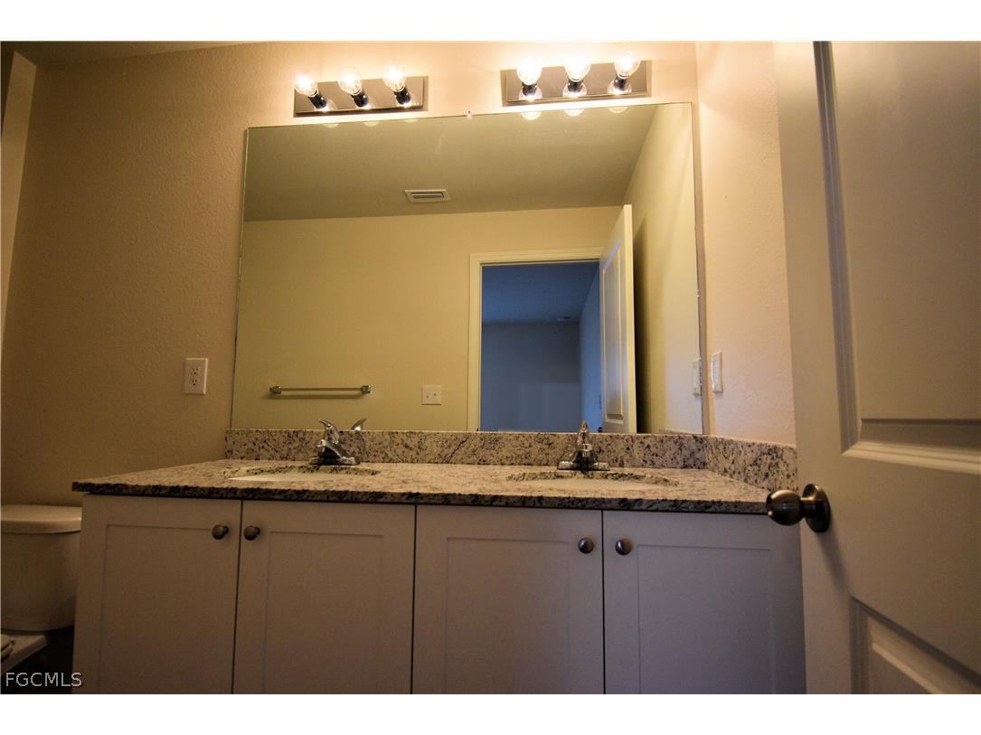 8 NW 8th Terrace Cape Coral FL 33993 2026011224 image25