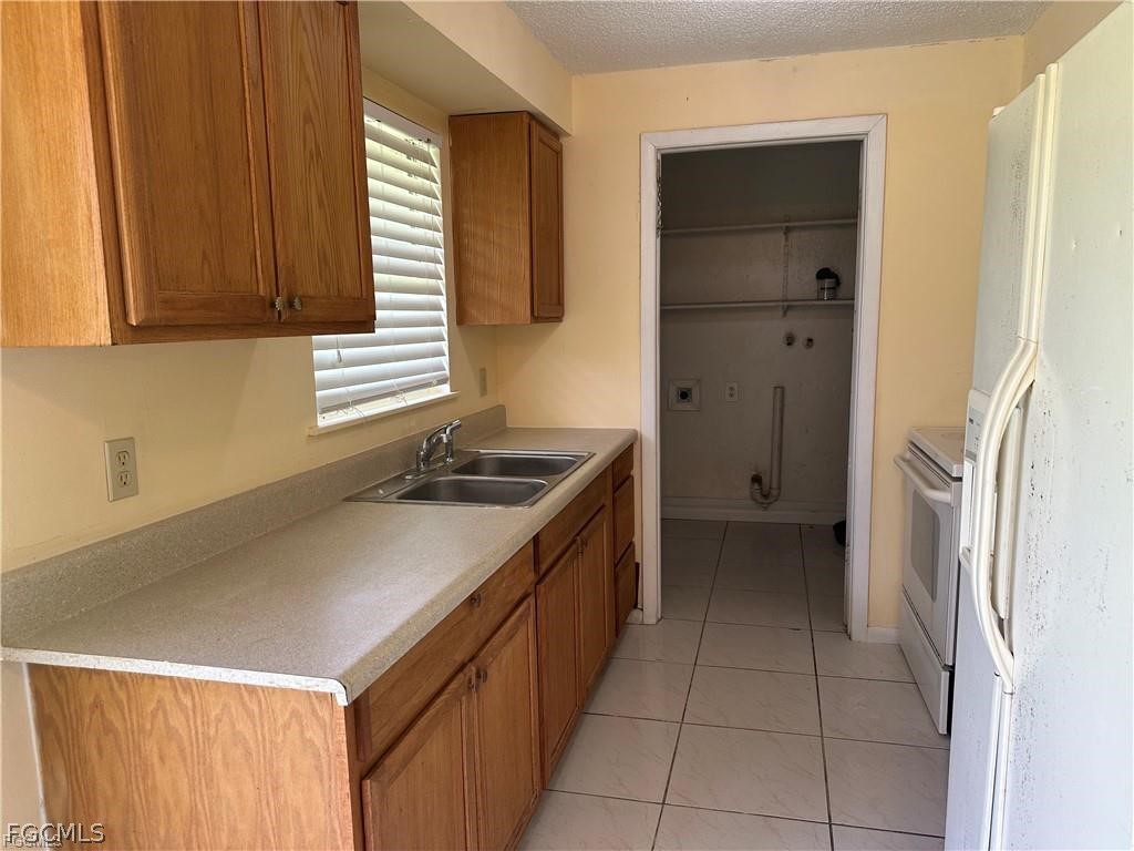 8 Roanoke Drive Fort Myers FL 33905 2026009877 image5