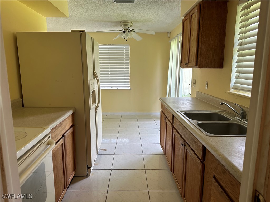 8 Roanoke Drive Fort Myers FL 33905 225053854 image3